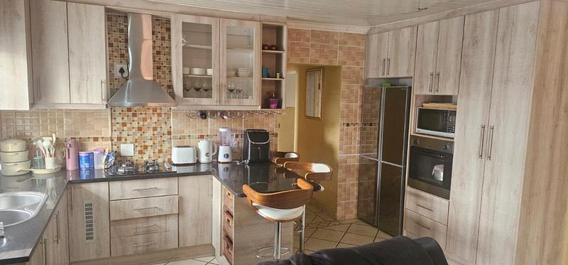 3 Bedroom Property for Sale in Delft Western Cape